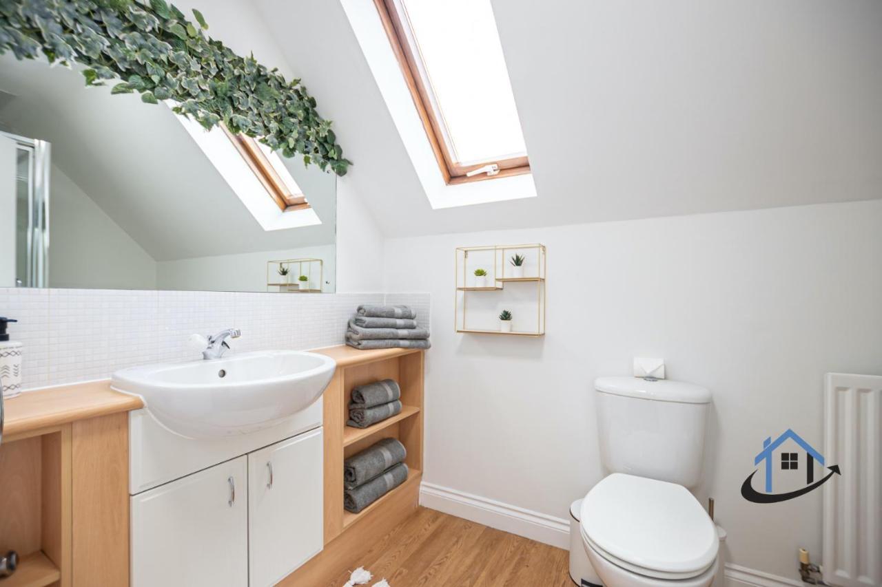 Ironside House, Thrapston King Or Twin Beds, Free Parking, Workspace, Corporates, Sleeps 8 Exterior photo