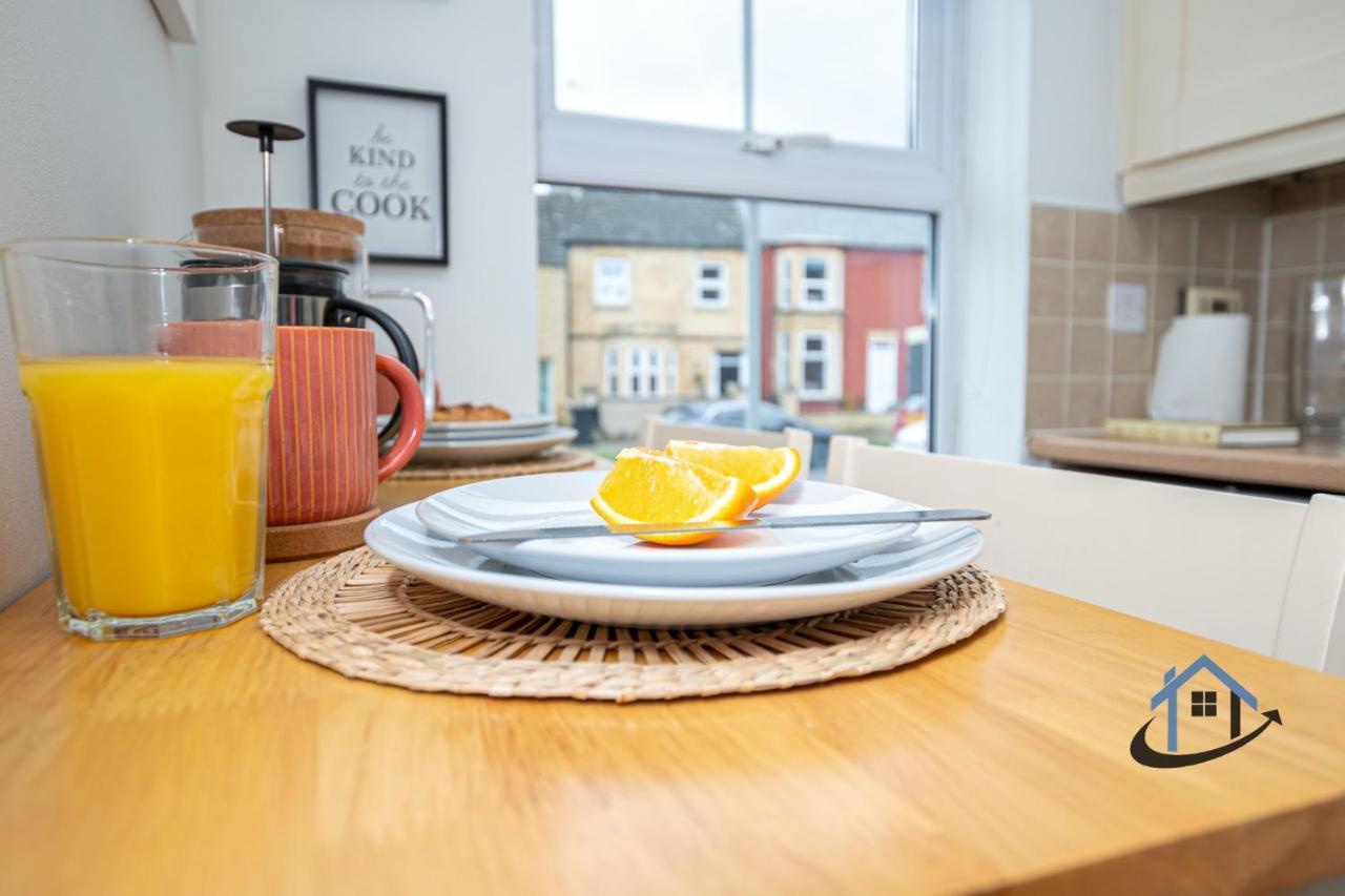 Ironside House, Thrapston King Or Twin Beds, Free Parking, Workspace, Corporates, Sleeps 8 Exterior photo